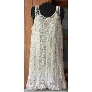 Solitaire white lace dress size large new knee length sleeveless